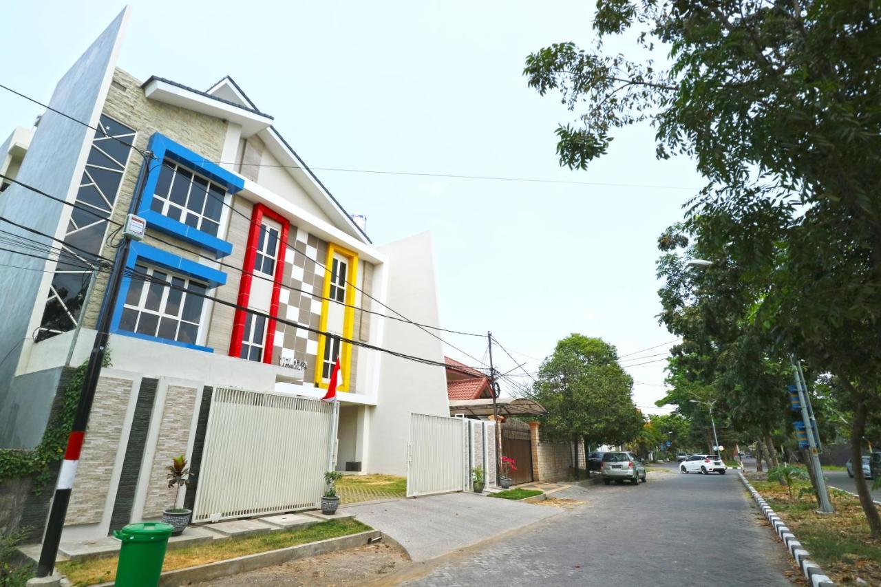 Velozip Kos Exclusive Apartment Surabaya Exterior photo